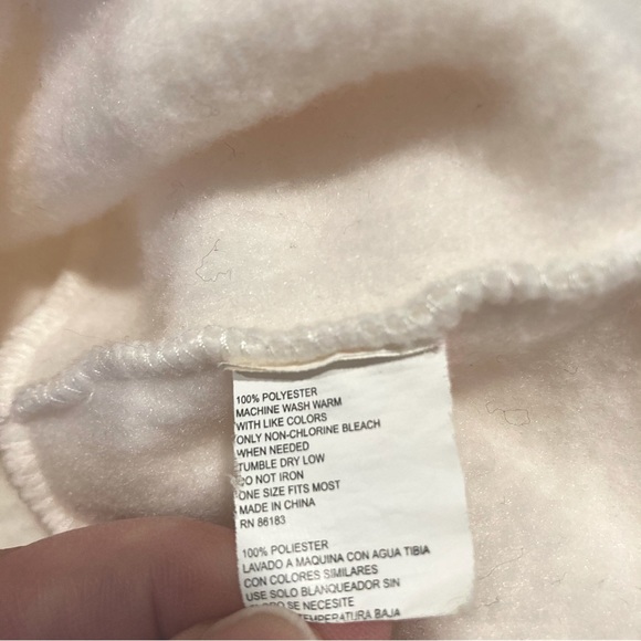 White Fleece Winter Hat - Picture 4 of 6